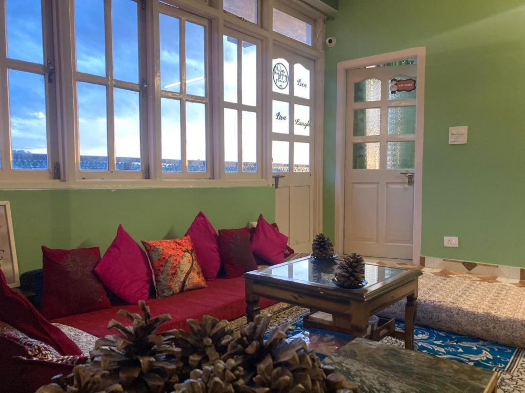 Zu-Zu Hostels Šimla Exteriér fotografie